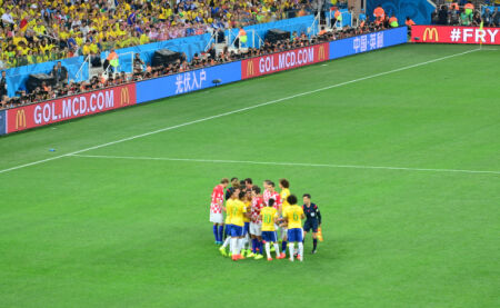 足球亚洲杯分组确定，国足再进死亡之组（亚洲杯分组揭晓，国足又落入死亡之组）